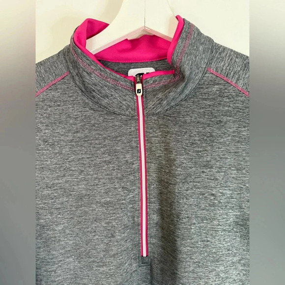FootJoy Women’s Gray & Pink 1/4 Zip Long Sleeve Golf Pullover - Size Large - Picture 2 of 8